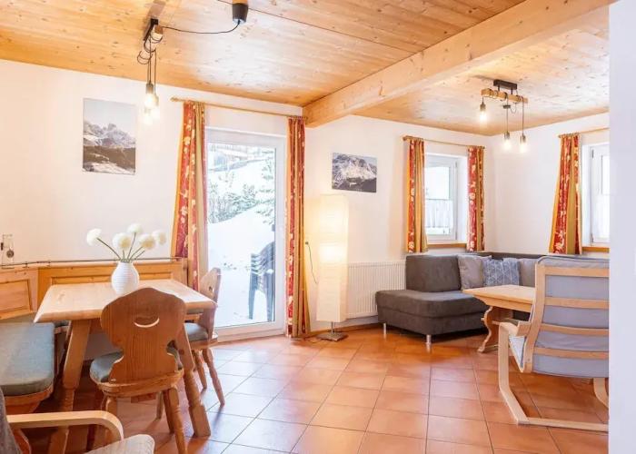 Chalet in Annaberg-lungotz With Shared Sauna
