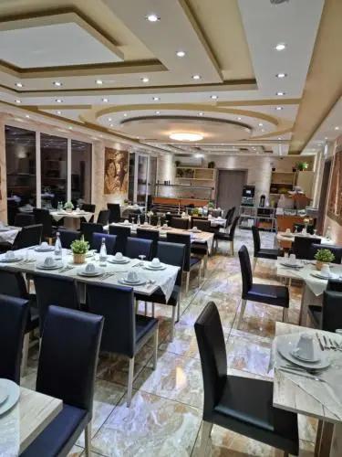 фото Hotel Babylon