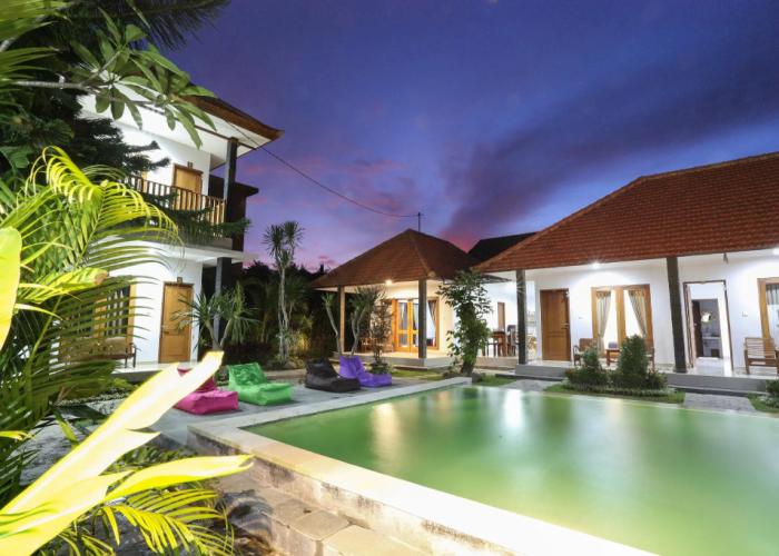 Green Papaya House