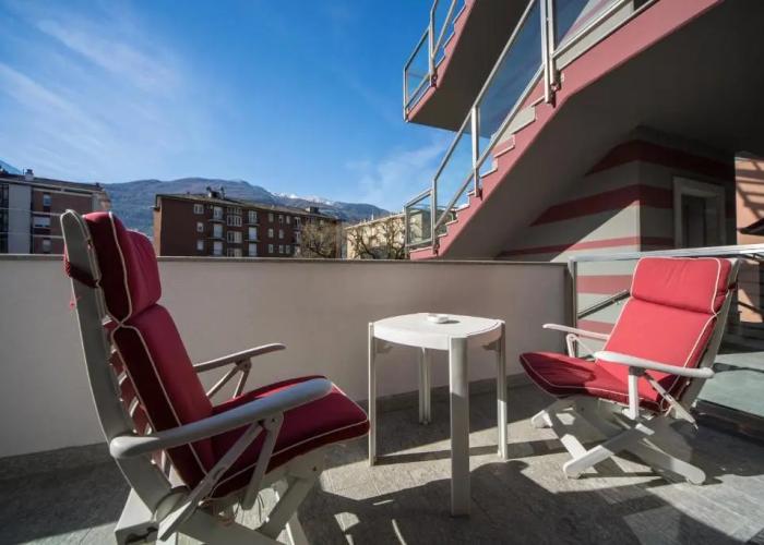 Piazzi House