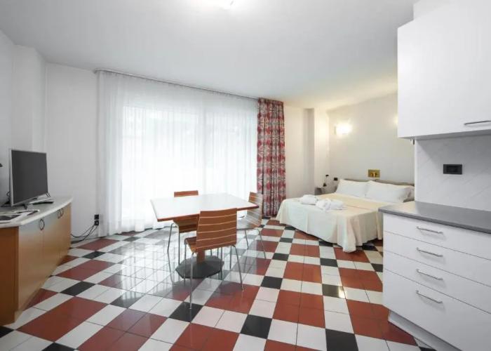 Piazzi House