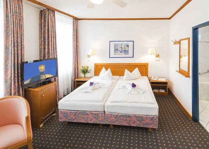 Hotel Alekto