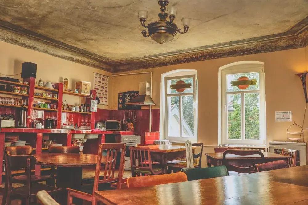 фото OPERA Hostel