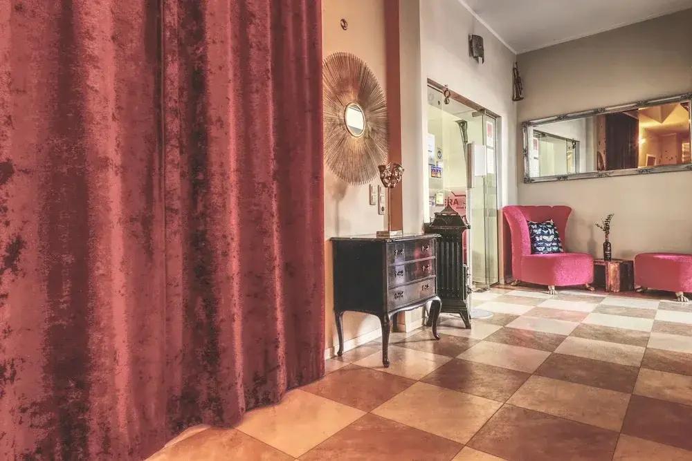 фото OPERA Hostel