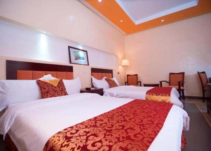 Falcon Heights Hotel