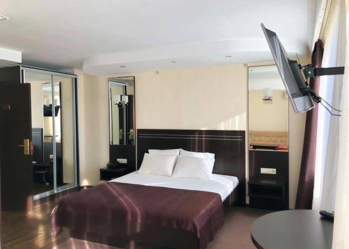 Elista Hotel