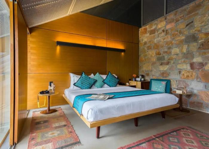 Mana Hotel