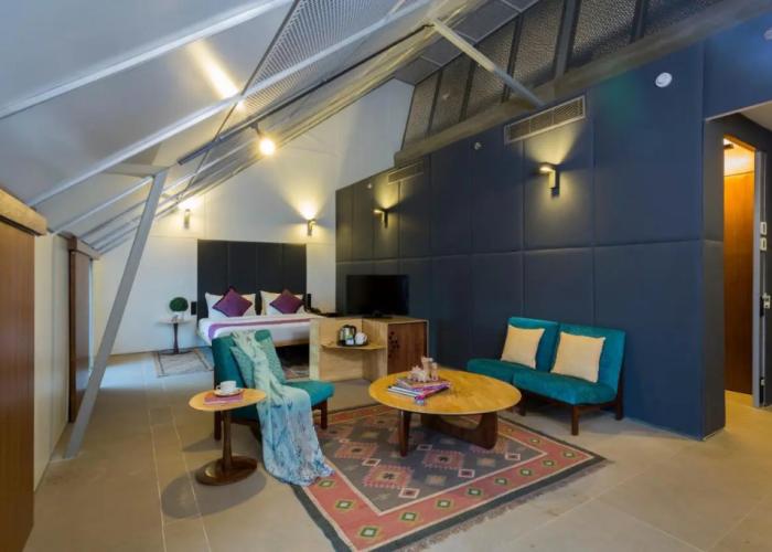 Mana Hotel