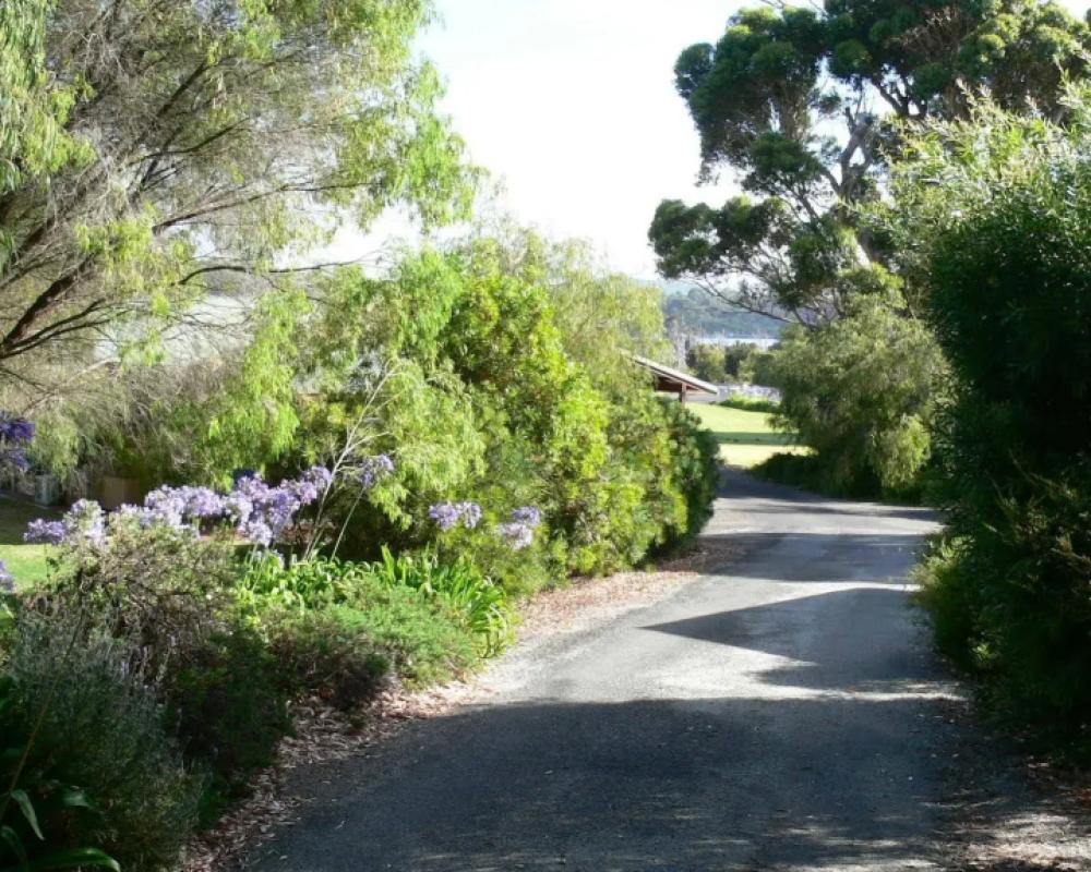 фото Spring Bay Villas