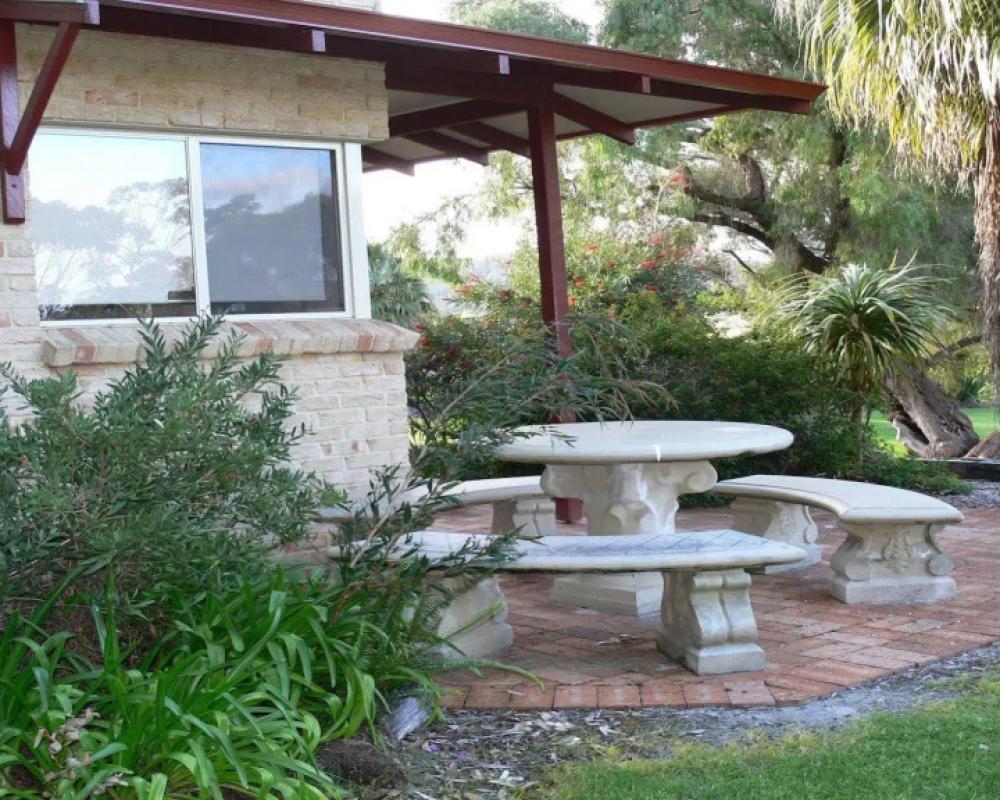 фото Spring Bay Villas