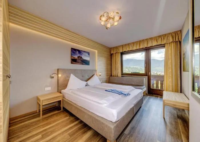 Ruster Resort