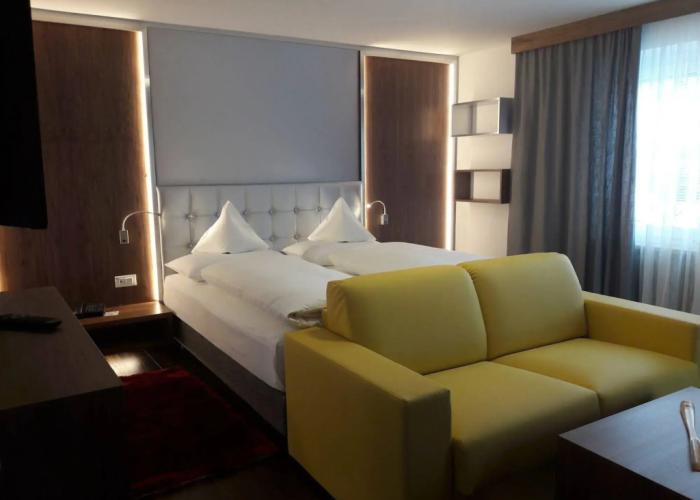 Ruster Resort