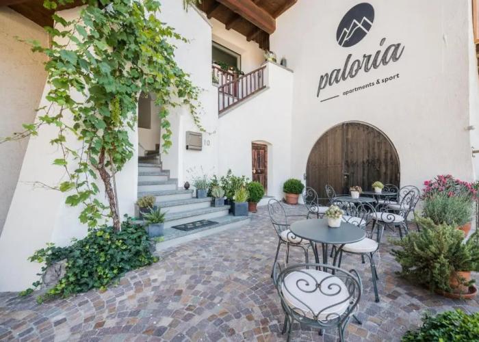 paloria apartments & sport