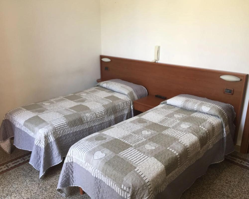фото Lora Hotel