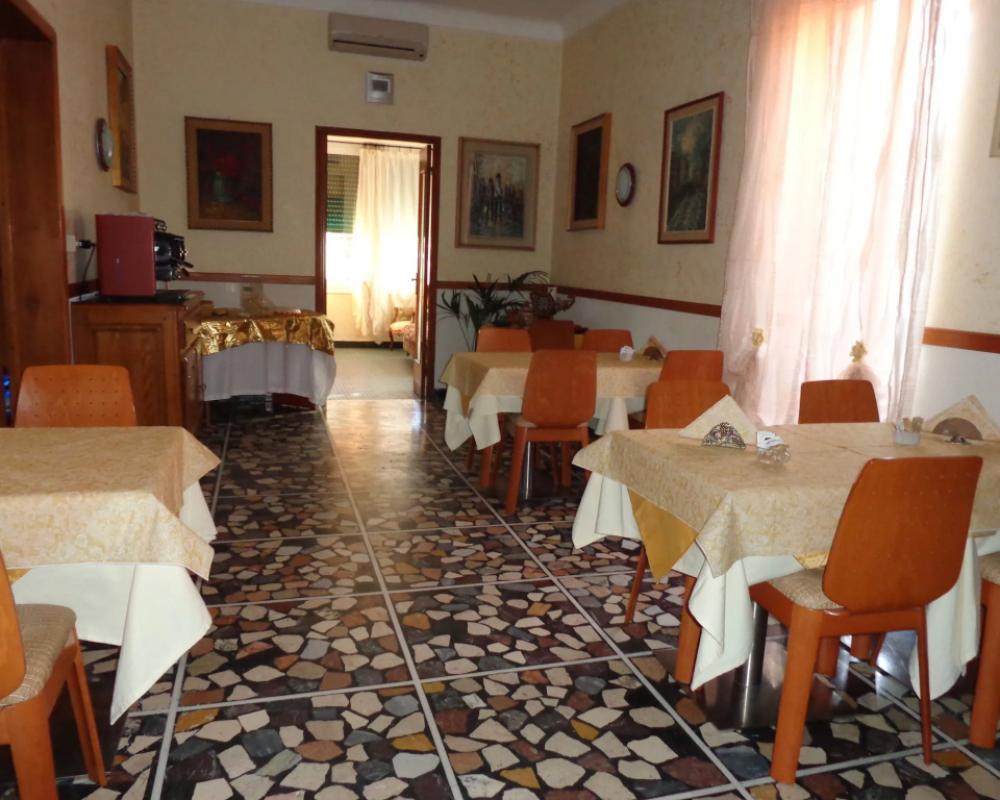 фото Lora Hotel