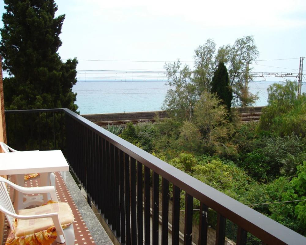 фото Lora Hotel