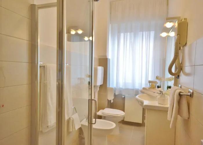 Gold Hotel