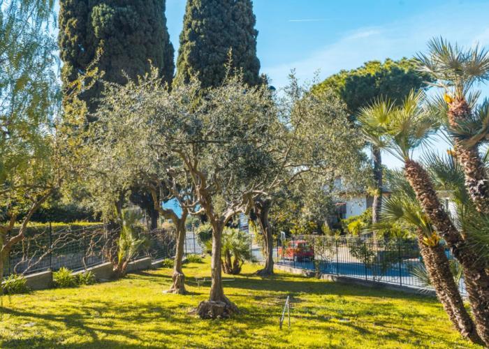 Lemon Apartment With Garden and Sea View by Wonderful Italy