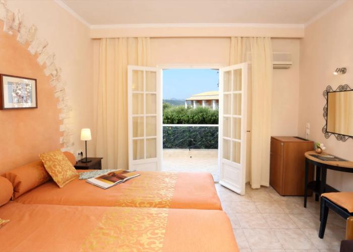 Nefeli Hotel
