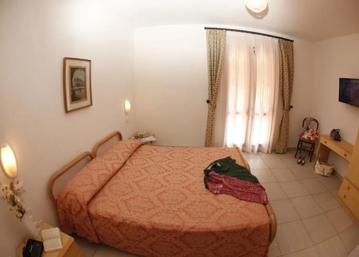 Hotel Lo Scirocco