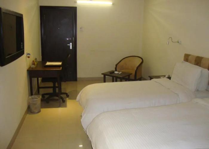 Lords Eco Inn