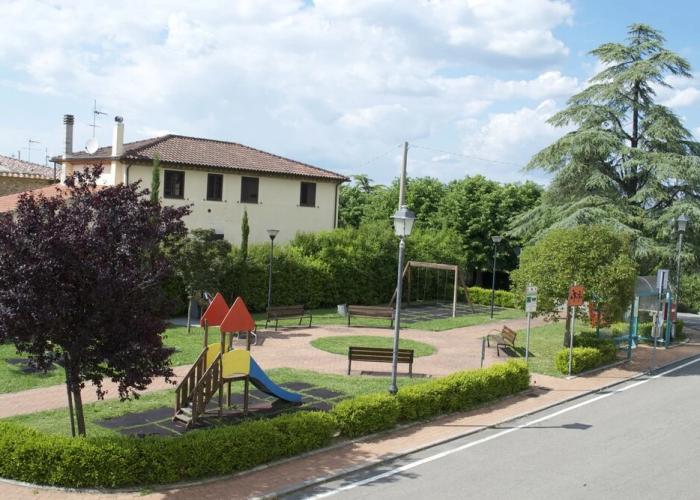 Giuly Rosselmini Residence