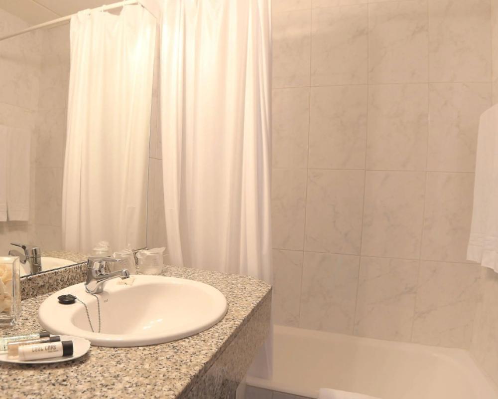 фото Hotel Brismar