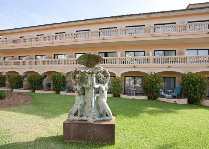 Mon Port Hotel & Spa