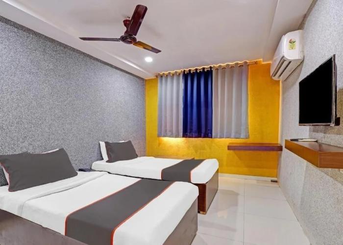 Hotel Mayura Ankleshwar