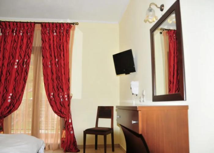 Gogos Hotel