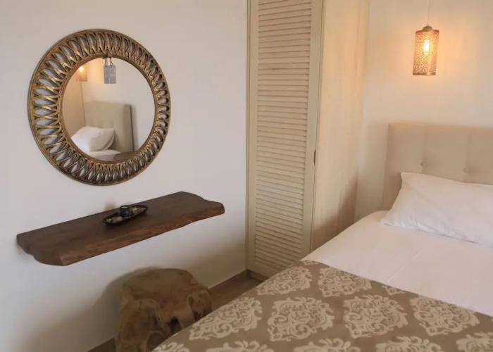 Theasis Luxury Suites