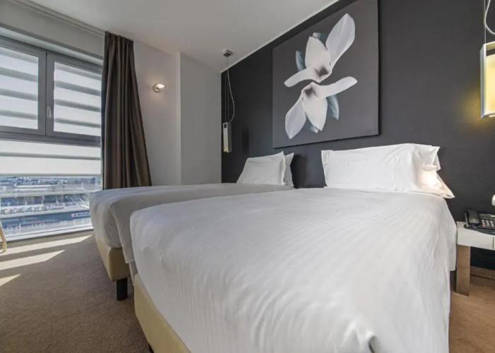 For You Hotel