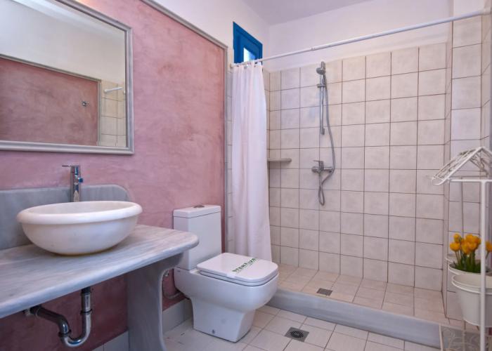 Blue Dolphin Antiparos Villas and Suites