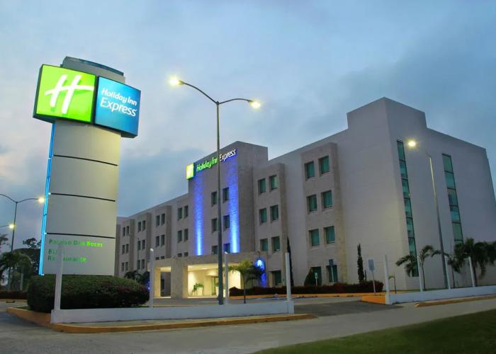 Holiday Inn Express Paraiso Dos Bocas