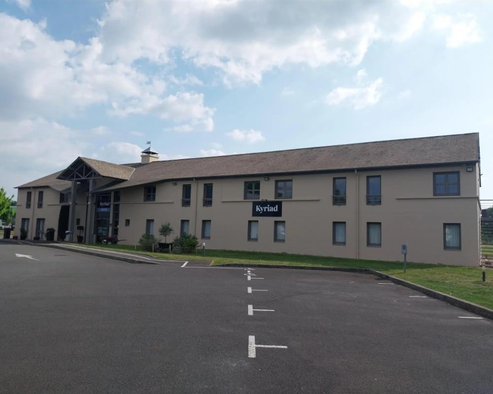 Kyriad La Fleche