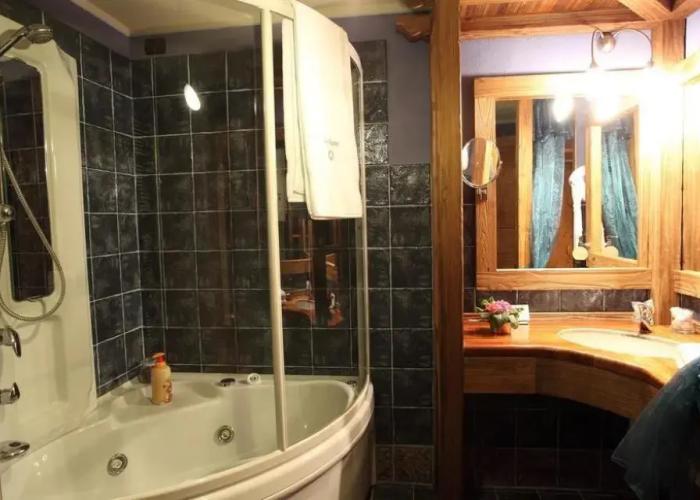 Hotel Lyshaus di Gressoney Saint Jean