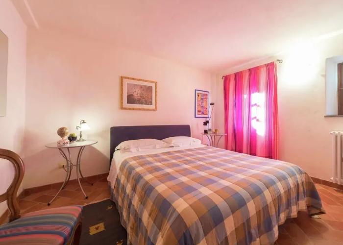 Elegant Mansion Stay in Tuscany