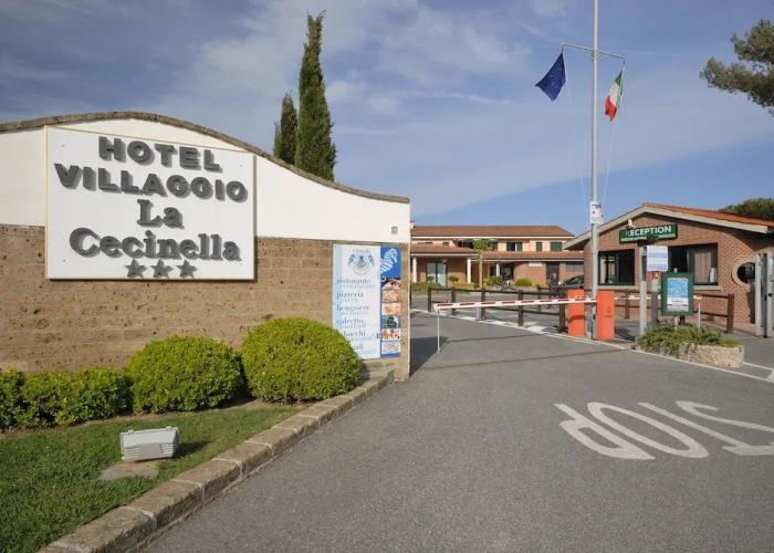 La Cecinella Apartments