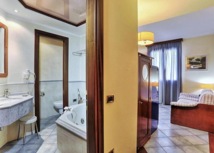 Vintage Hotel Tornese - Business & Events
