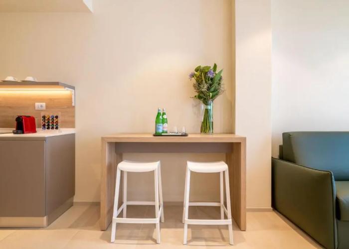 Palace Lido Hotel & Suites