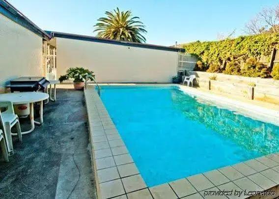 Econo Lodge Hacienda Motel Geelong