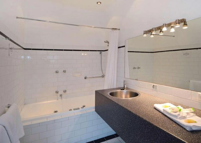 Best Western Geelong Motor Inn & Serviced Apartments