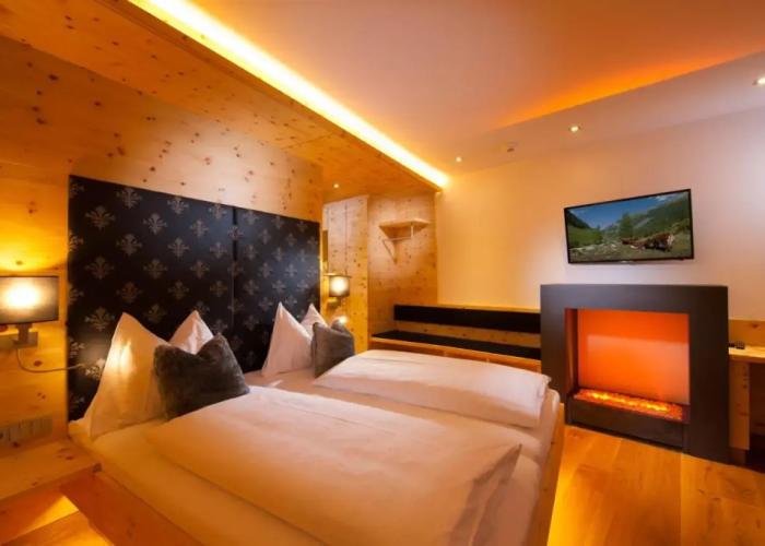 Hotel Alpina