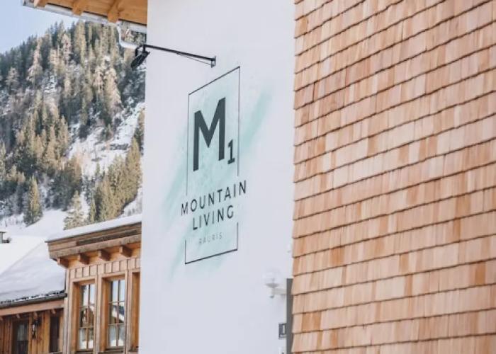 M1 - Mountain Living
