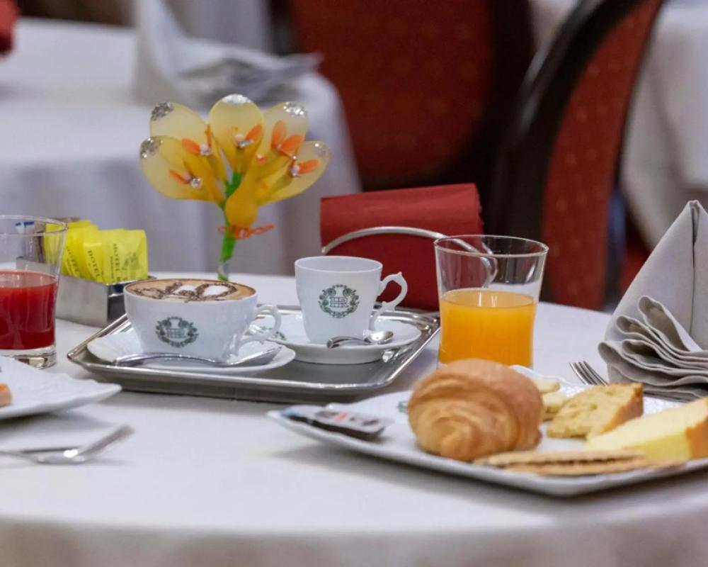 фото Hotel Rojan