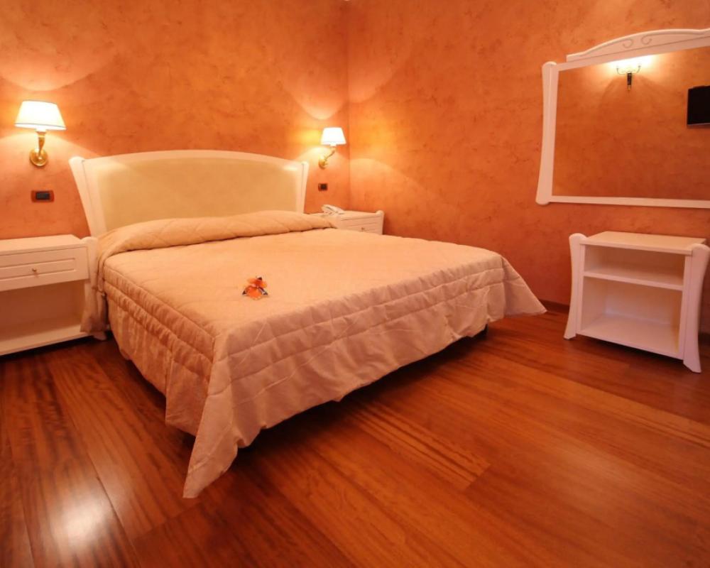 фото Hotel Rojan