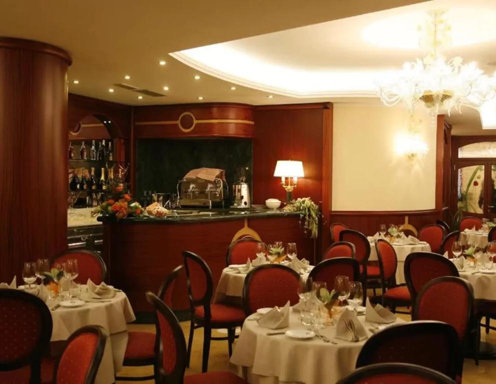 фото Hotel Rojan
