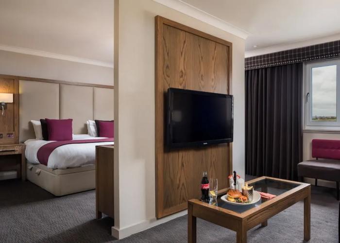 Radstone Hotel