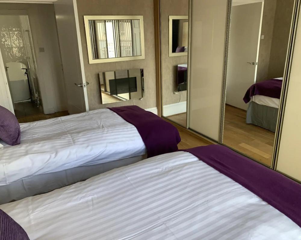 Village Tavern Apartment