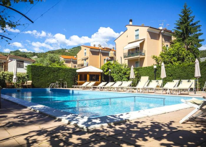 Residence Holidays